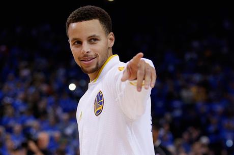 The Reason Why NBA Star Steph Curry Kicks And Points On The Court