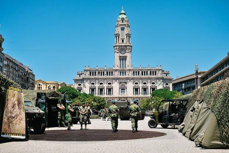 Portuguese Armed Forces display - Avenida dos Aliados, Porto
