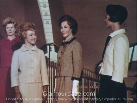 Airport-Chic---1962-Fashion-for-the-Three-Body-Types-9 Airport-Chic---1962-Fashion-for-the-Three-Body-Types-9