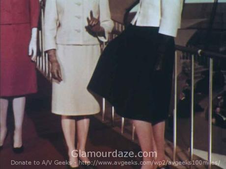 Airport-Chic---1962-Fashion-for-the-Three-Body-Types-10 Airport-Chic---1962-Fashion-for-the-Three-Body-Types-10