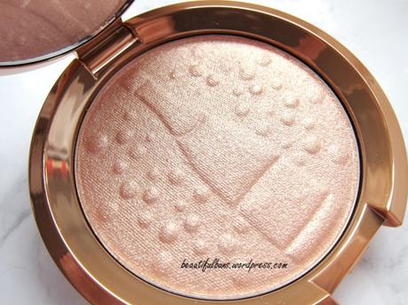 Review/Swatch: Becca X Jaclyn Hill Shimmering Skin Perfector Pressed Champagne Pop Collectors Edition