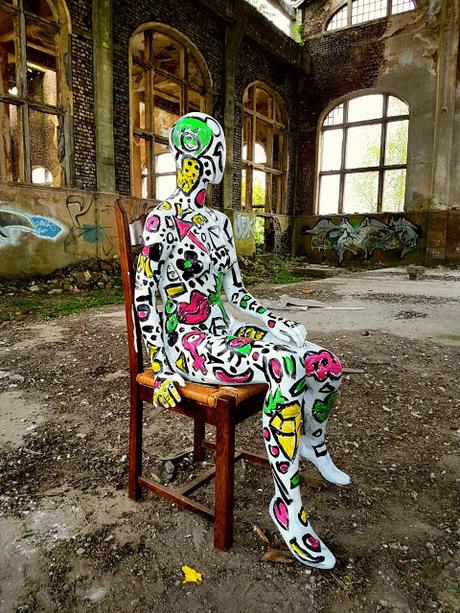 Flesh and Acrylic - Ben Heine Music - Quand T'es Loin - Clip de Musique - BenHeineMusic - Backstage Making of Photos - Abstract Body Painting - Ben Heine Art - 2017 - Charbonnage N10 du Gouffre