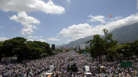 73% of Venezuelans Continue to Support Chavismo