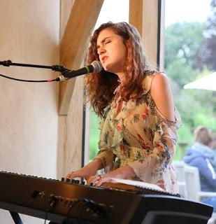 carpe carmina celebrates VI (feat. Kiera Osment) carpe carmina celebrates VI (feat. Kiera Osment)