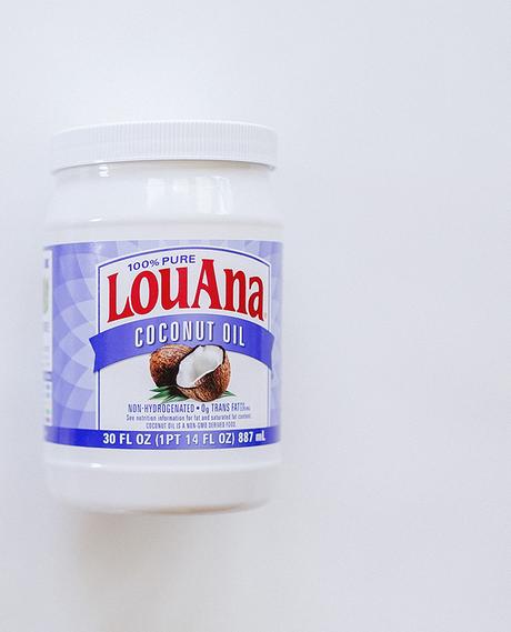 5 Uses for Coconut Oil in Your Beauty Routine 5 Uses for Coconut Oil in Your Beauty Routine