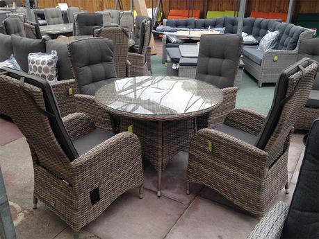 The Perfect Sets for a BBQ The Perfect Sets for a BBQ