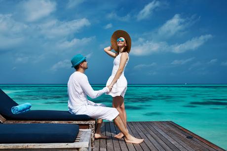 Travel guides to Maldives for honeymooners
