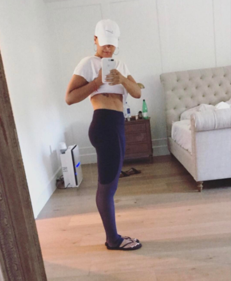Tia Mowry Shows Off 20 lb. Weight Loss Credits Cookbook “Whole New You” Tia Mowry Shows Off 20 lb. Weight Loss Credits Cookbook “Whole New You”