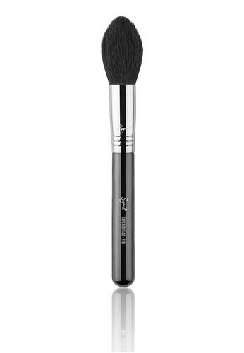Try These Must-Have Makeup Brushes! Try These Must-Have Makeup Brushes!