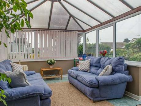 Beach Bungalow Kinmel, Bay near Rhyl, North Wales & Snowdonia Beach Bungalow Kinmel, Bay near Rhyl, North Wales & Snowdonia