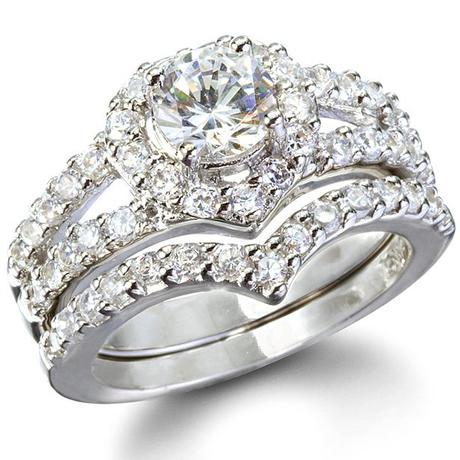 Reflect Elegant Style with Choice of Your Gift Reflect Elegant Style with Choice of Your Gift