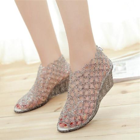 Bring In an Extra Kick into Your Strides with These Stylish Footwear Bring In an Extra Kick into Your Strides with These Stylish Footwear
