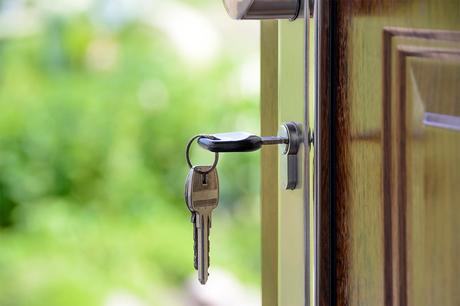The benefits offered by residential locksmith for the safety and security of your loved ones