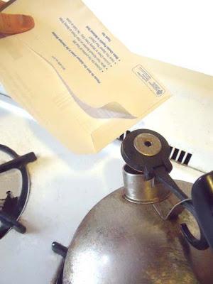 How-Tuesday: Fabric Scrap Envelopes How-Tuesday: Fabric Scrap Envelopes