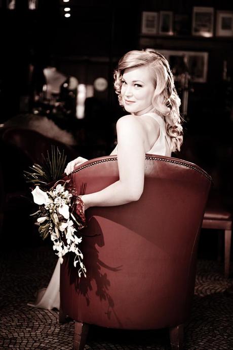 Photoshoot for couples Hollywood theme (1) post wedding photography experience (1)