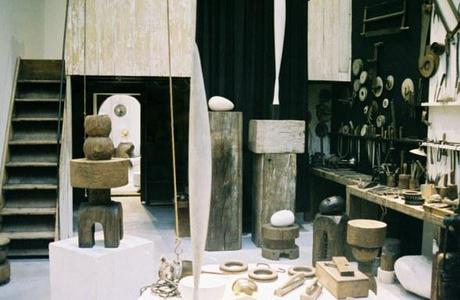 4. Constantin Brancusi studio modern scultupture, modern art, contemporary art, brancusi, yasoypintor