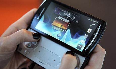 How To Install Android 4.0 ICS Beta On Sony Xperia Play