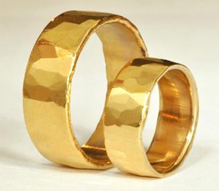 Wedding Ring Style Guide: 2012 Edition – Guest Post by Roman Sharf of Luxury Bazaar