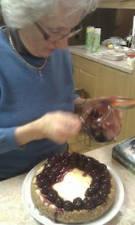 What do the photos on your mobile say about you? What do the photos on your mobile say about you?