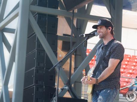 Kip Moore kept everyone on their feed on day 3 of CBMF