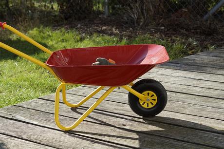 Tips on Maintaining Your Gardening Wheelbarrow