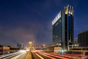 Dubai Is A City That Must Be Seen To Be Belived! Dubai Is A City That Must Be Seen To Be Belived!