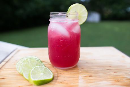 3 HEALTHY SUMMER MOCKTAILS FOR MAMAS-TO-BE