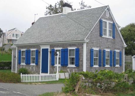 Cape Cod House Style Ideas and Floor Plans