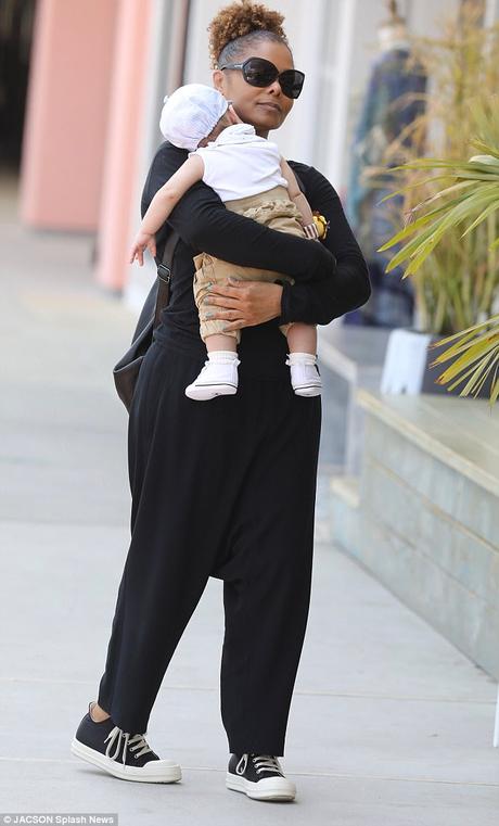 JANET JACKSON AND BABY EISSA ENJOYED SOME SHOPPING IN L.A.
