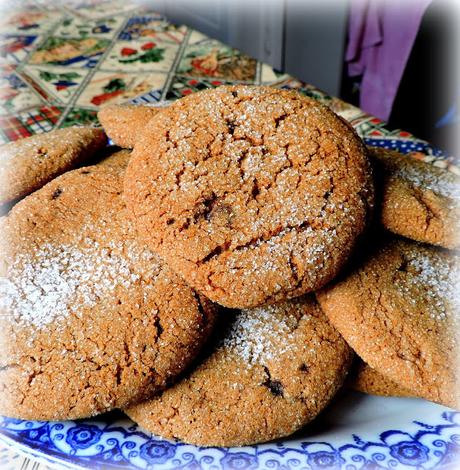 Chewy Spiced Molasses Cookies