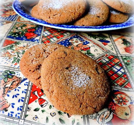 Chewy Spiced Molasses Cookies