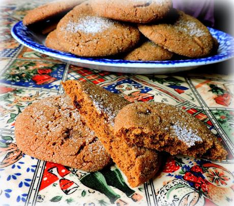 Chewy Spiced Molasses Cookies