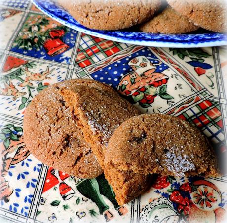 Chewy Spiced Molasses Cookies