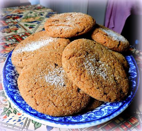 Chewy Spiced Molasses Cookies