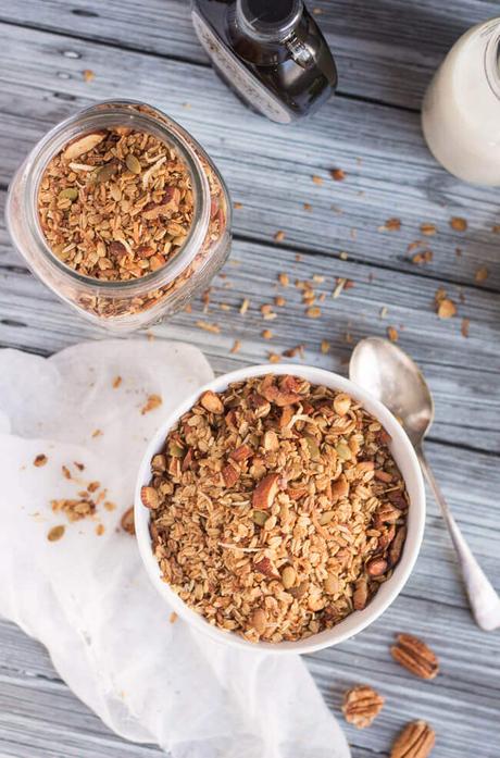 How to Make Pecan & Maple Granola in a Slow Cooker