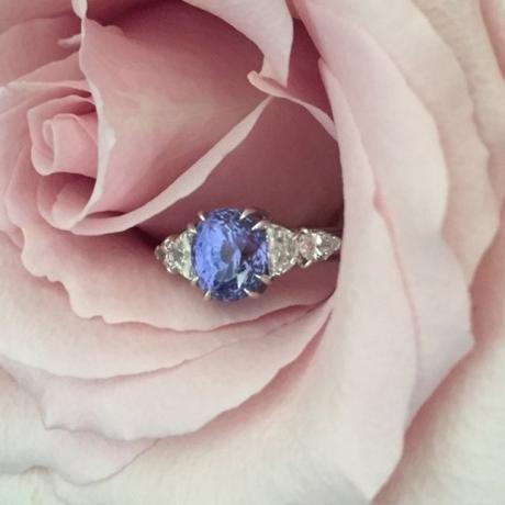 Royalstarrynights's Violet Color Shifting Sapphire Ring