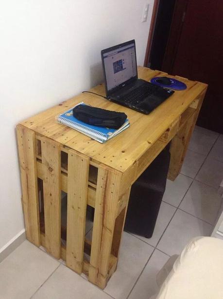DIY Computer Desk Ideas Space Saving (Awesome Picture)