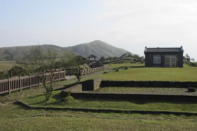 Let's Go and Explore Yangmingshan