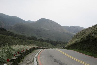 Let's Go and Explore Yangmingshan