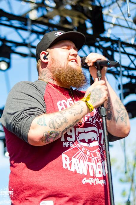 Human, Skin: Rag’n’Bone Man at WayHome 2017 Human, Skin: Rag’n’Bone Man at WayHome 2017