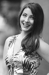 CHASING THE SUN BLOG TOUR - KATY COLINS: TRAVEL PACKING HACKS CHASING THE SUN BLOG TOUR - KATY COLINS: TRAVEL PACKING HACKS