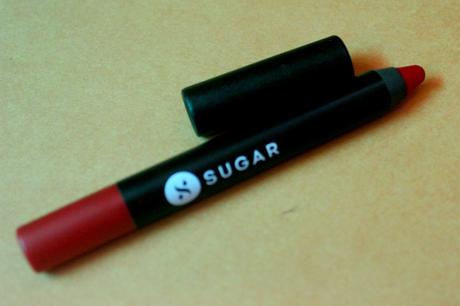 SUGAR Matte As Hell Crayon Lipstick – 01 Scarlett O’Hara (Red): Review, Swatch & LOTD