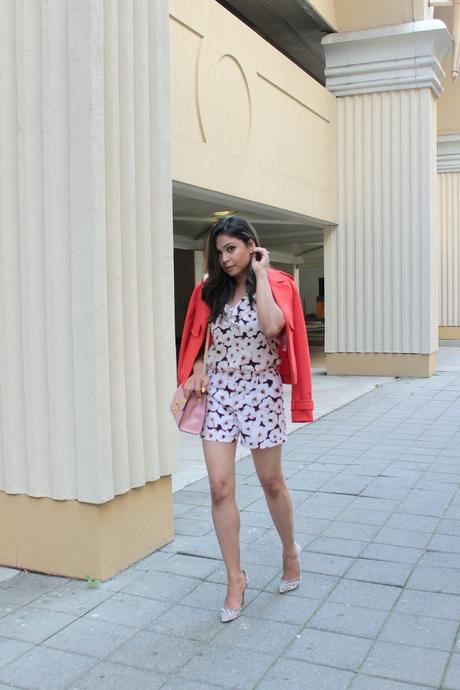 floral on floral, coordinates, ruffle top, shorts, cropped trench, red trech, embellished heels, fashion blogger, street style, saumya shiohare, myriad musings