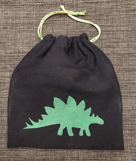 Easy DIY: Dino Snack Bag