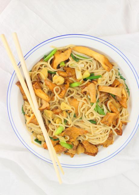 Chanterelle and Roasted Garlic Butter Noodles Chanterelle and Roasted Garlic Butter Noodles