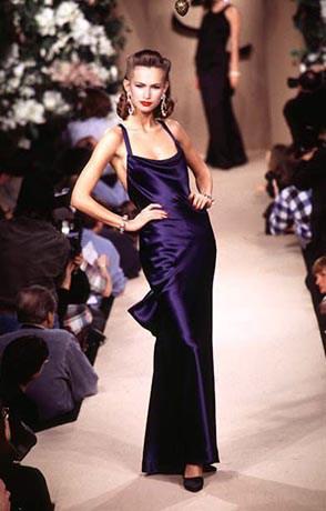Fashion Show Changes: A Comparison between the 1990s and the 2010