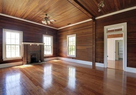 What Are the Benefits of Wood Panelling?