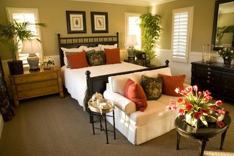 10 Ideas to Make your Bed the most “Awesome” part in your home Luxury-Bedroom-with-designer-pillows