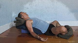 6 Ways to Take a Yoga Staycation 6 Ways to Take a Yoga Staycation