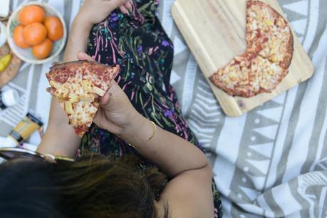 papa johns gluten free crust, paint and pizza party, mom blogger, dc blogger, pizza, gluten free diet, gluten free symtopms, what to eat, myriad musings, saumya shiohare 